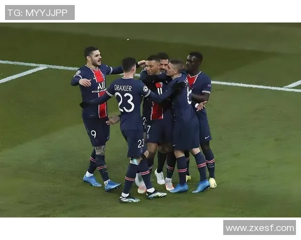 朗斯战胜对手取得六连胜强势领跑法甲积分榜超越大巴黎